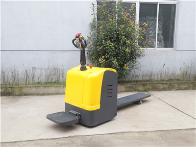 電動(dòng)搬運(yùn)車 