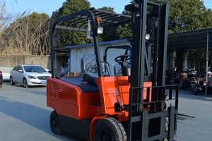 電動叉車的起動機(jī)有哪些零部件？