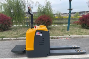 如何清洗電動搬運車的液壓系統(tǒng)？